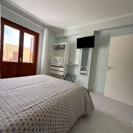 Yucca Apartment